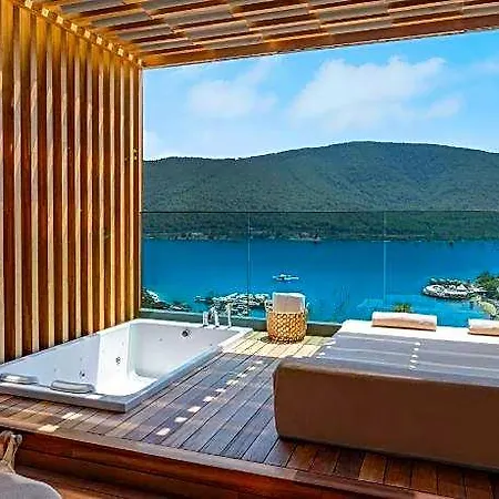 Lujo Bodrum 5*